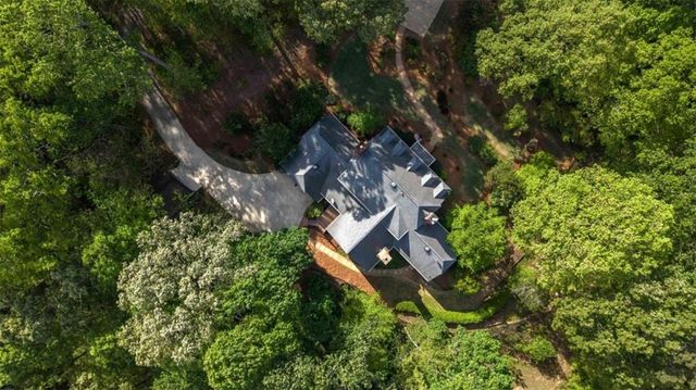 99 Oakland Court, Tallapoosa, GA 30176