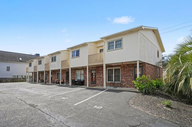 2607 Sand Dunes Dr Apt 12, Myrtle Beach, SC 29577