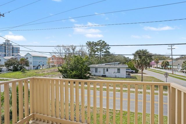 2607 Sand Dunes Dr Apt 12, Myrtle Beach, SC 29577