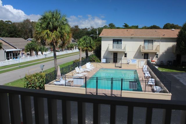 2607 Sand Dunes Dr Apt 12, Myrtle Beach, SC 29577