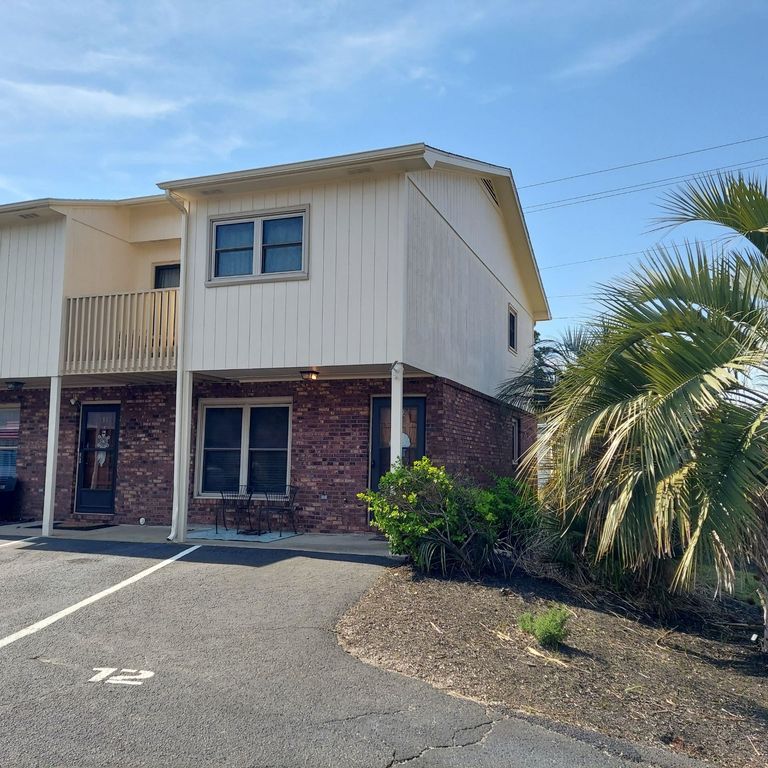 2607 Sand Dunes Dr Apt 12, Myrtle Beach, SC 29577