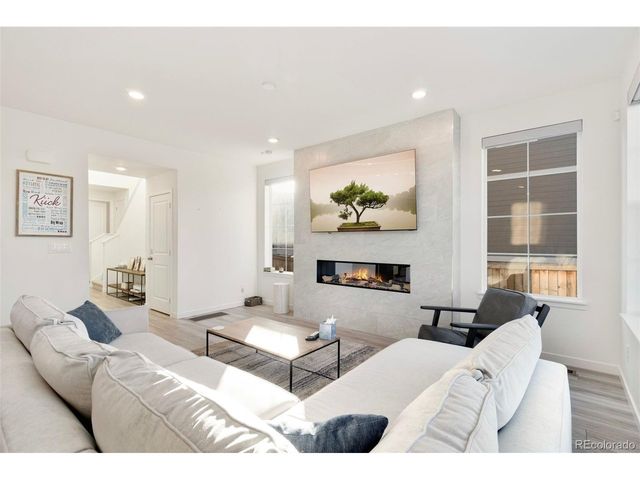 9021 Borrowdale Ln, Parker, CO 80134