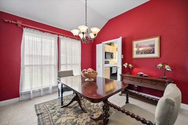 5703 Roundup Trail, Arlington, TX 76017