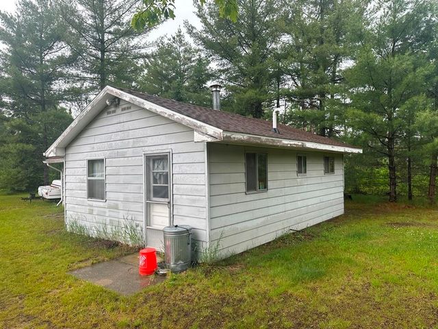 730 W Elder Drive, Harrison, MI 48625