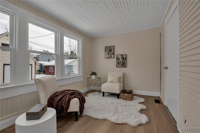 42 Hennepin Street, Buffalo, NY 14206