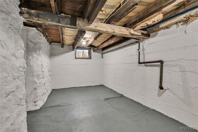 42 Hennepin Street, Buffalo, NY 14206