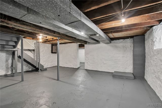 42 Hennepin Street, Buffalo, NY 14206