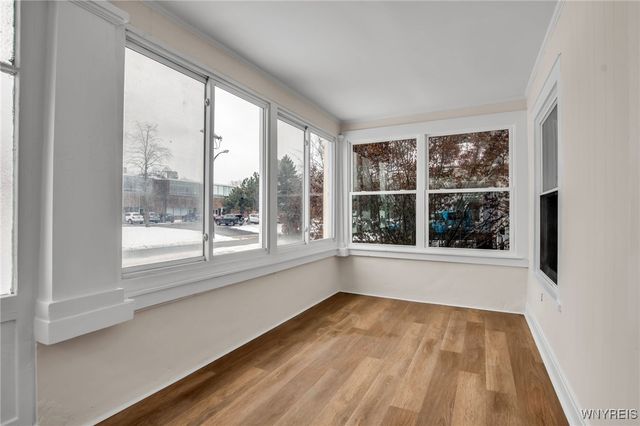 42 Hennepin Street, Buffalo, NY 14206