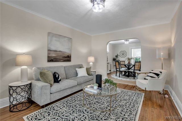 42 Hennepin Street, Buffalo, NY 14206