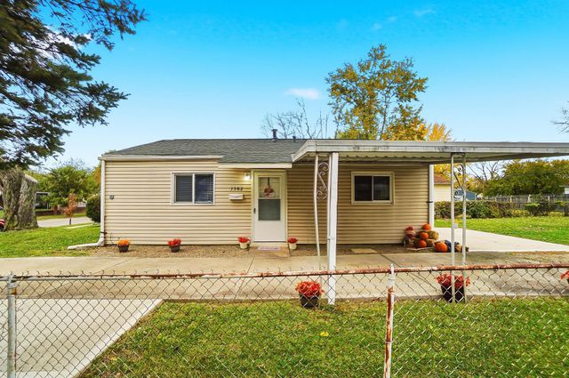 1382 Southfield Drive S, Columbus, OH 43207