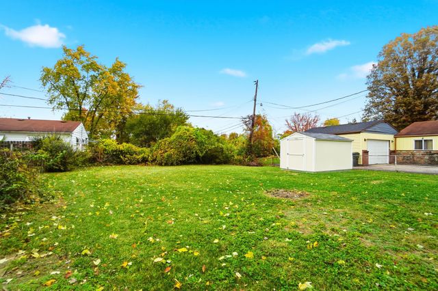 1382 Southfield Drive S, Columbus, OH 43207