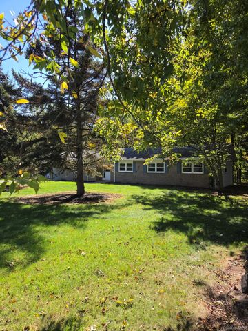 17 Nanuwitt Lane, Salisbury Mills, NY 12577