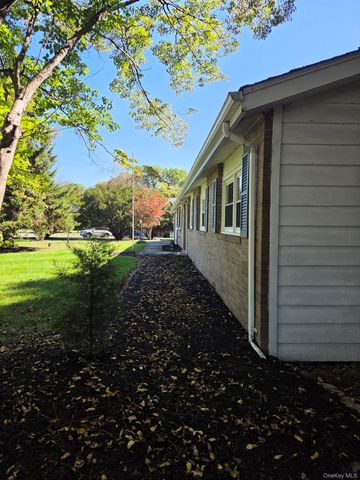 17 Nanuwitt Lane, Salisbury Mills, NY 12577
