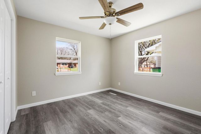 1704 Harris Street, Gainesville, TX 76240