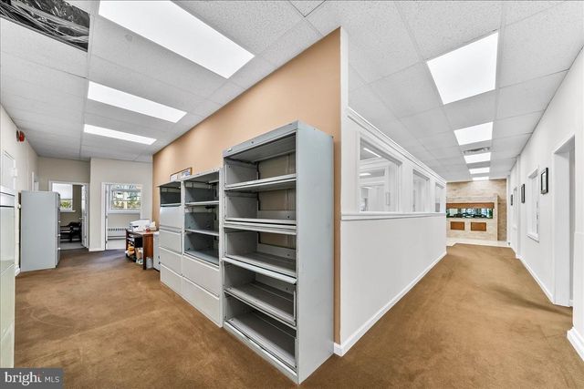 101 E DARBY RD, Havertown, PA 19083
