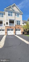 43840 HICKORY CORNER TER #114, Ashburn, VA 20147