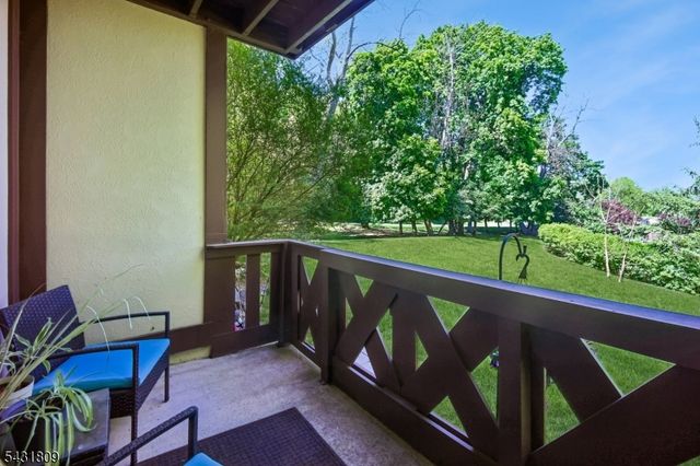 10 Sentinel Ct H, Chatham Twp., NJ 07928