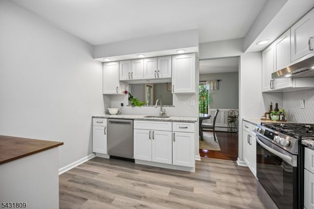 10 Sentinel Ct H, Chatham Twp., NJ 07928