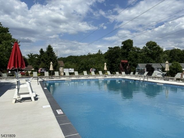 10 Sentinel Ct H, Chatham Twp., NJ 07928