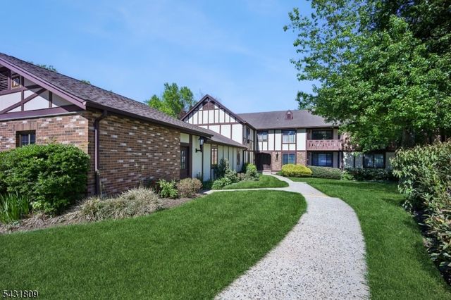 10 Sentinel Ct H, Chatham Twp., NJ 07928