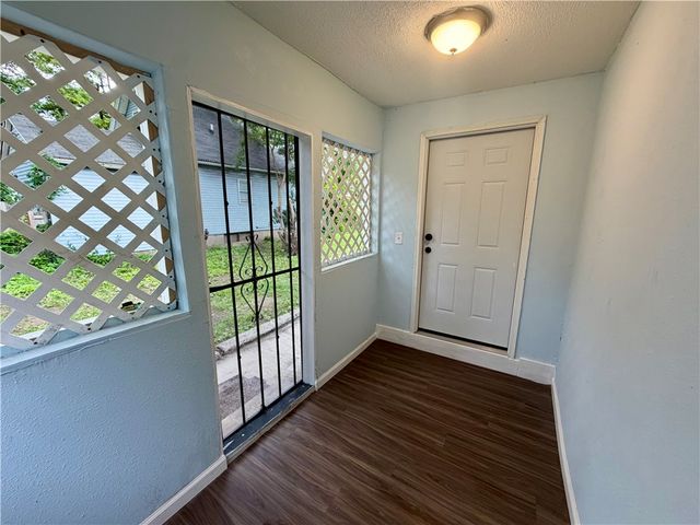 860 Clifford Avenue, Rochester, NY 14621