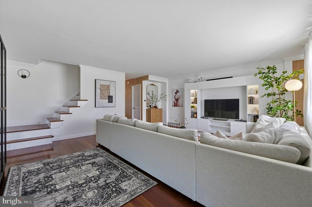 3218 CHELSEA PL, PHILADELPHIA, PA 19114 — photo 4