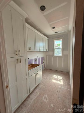 202 Northbrook III School Road, Vale, NC 28168