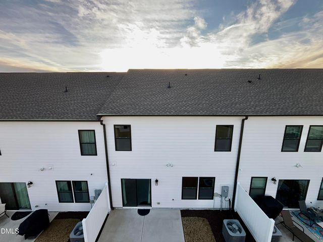 109 Periwinkle Place, Clayton, NC 27527