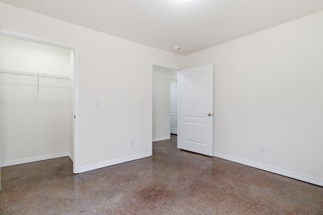 8870 Private Road 6307, West Plains, MO 65775