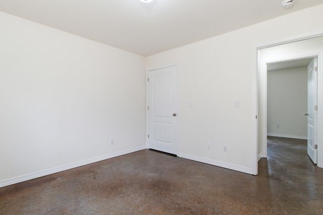 8870 Private Road 6307, West Plains, MO 65775