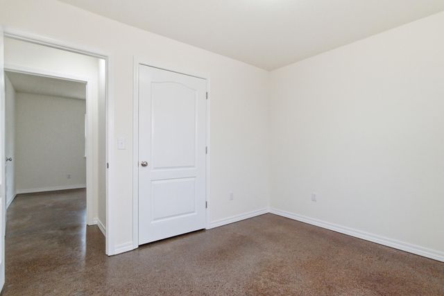 8870 Private Road 6307, West Plains, MO 65775