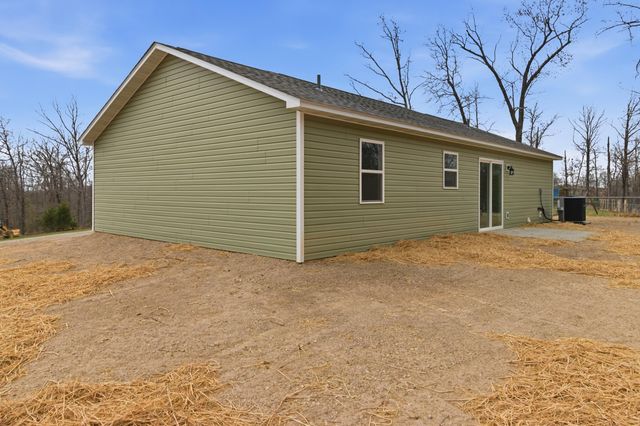 8870 Private Road 6307, West Plains, MO 65775