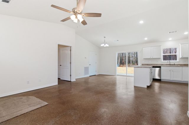 8870 Private Road 6307, West Plains, MO 65775