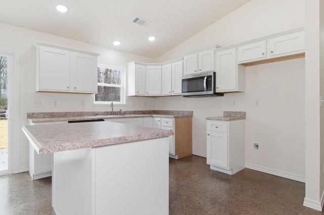 8870 Private Road 6307, West Plains, MO 65775