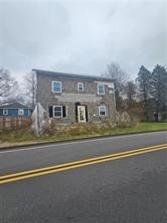 150 Main St, Donegal, PA 15628