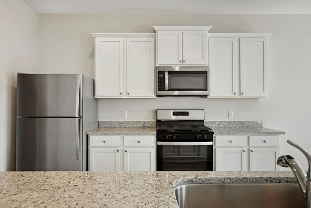 709 Jasmine Ridge Lane, Waller, TX 77484