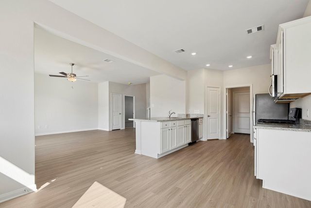 709 Jasmine Ridge Lane, Waller, TX 77484
