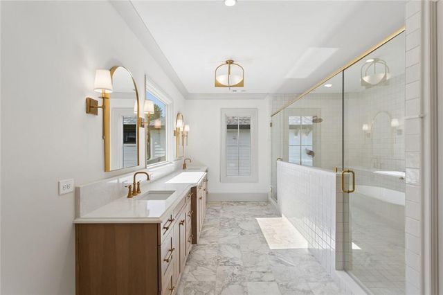 140 Lake Estates Drive, Roswell, GA 30075