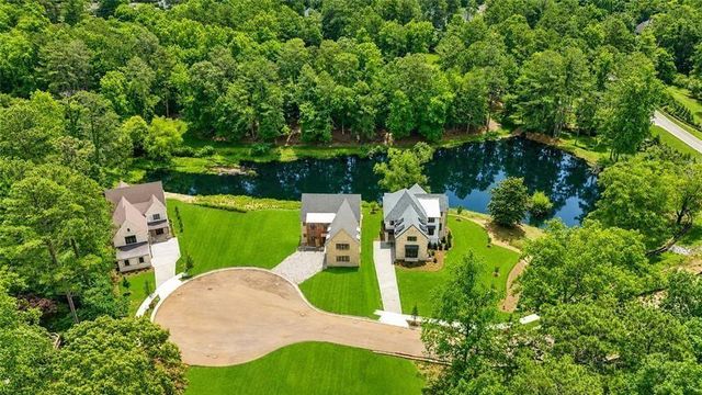 140 Lake Estates Drive, Roswell, GA 30075