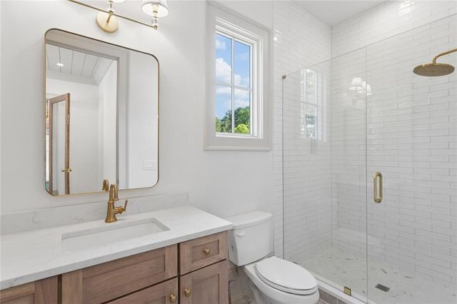 140 Lake Estates Drive, Roswell, GA 30075