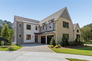 140 Lake Estates Drive, Roswell, GA 30075