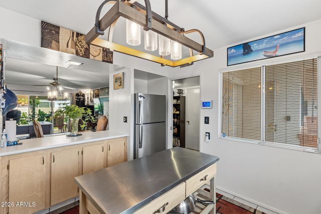 10624 W CLAIR Drive, Sun City, AZ 85351