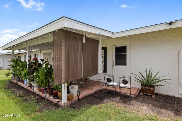 10624 W CLAIR Drive, Sun City, AZ 85351
