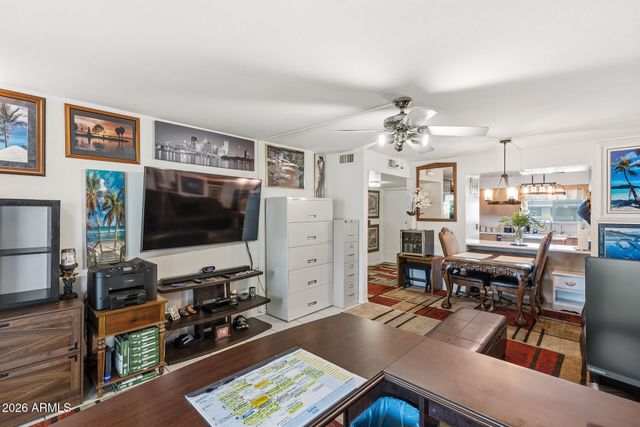 10624 W CLAIR Drive, Sun City, AZ 85351