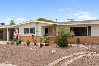 10624 W CLAIR Drive, Sun City, AZ 85351