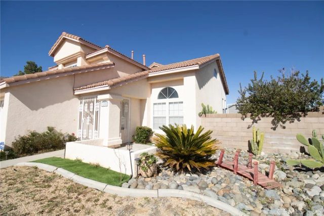 1215 Date Palm, Palmdale, CA 93551