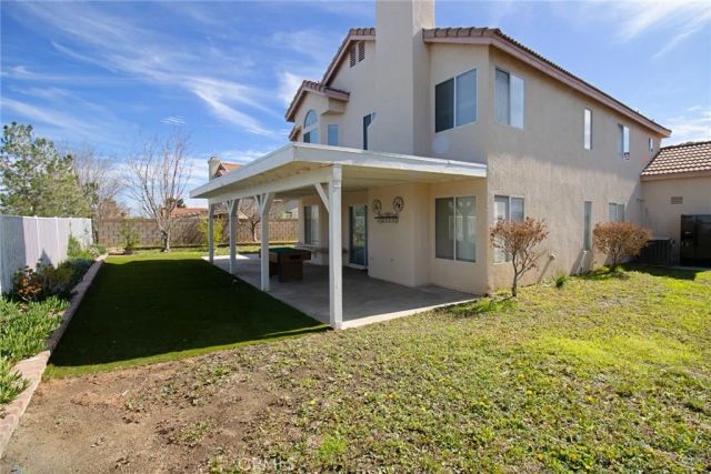 1215 Date Palm, Palmdale, CA 93551