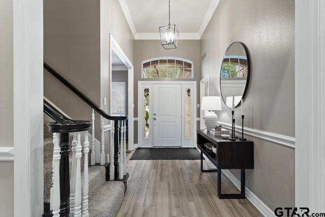 4008 Pinecreek Dr, Tyler, TX 75707