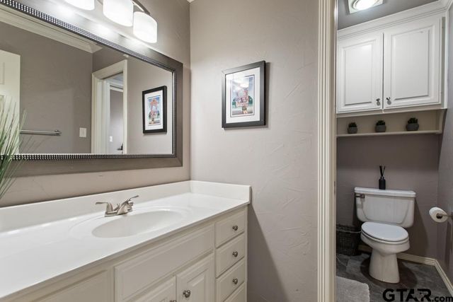 4008 Pinecreek Dr, Tyler, TX 75707