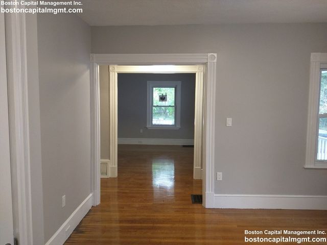30 Touro Ave 1, Medford, MA 02155
